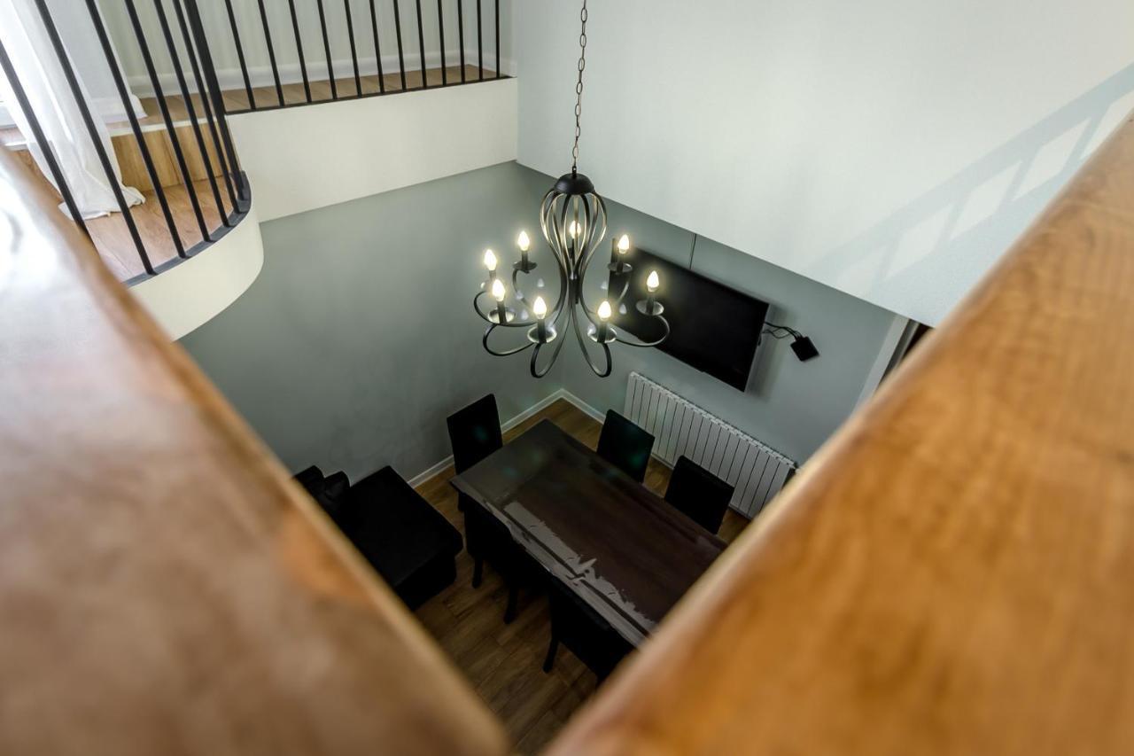 Modern Apartment In Old Tbilisi Exterior photo