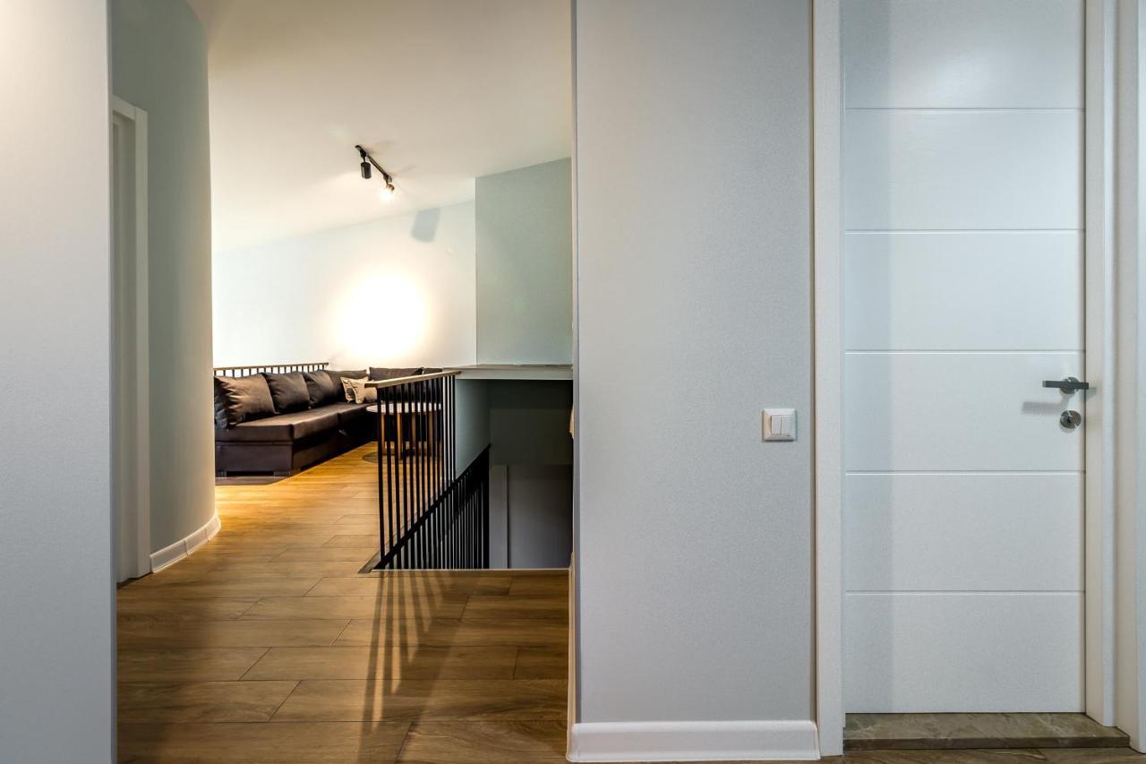 Modern Apartment In Old Tbilisi Exterior photo